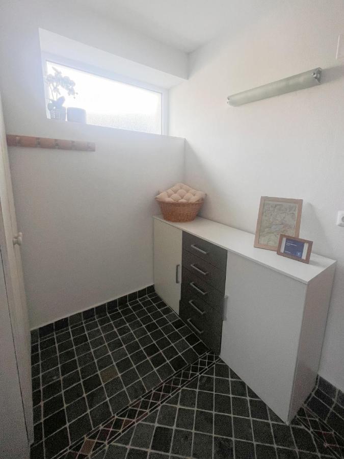 Lovely Basement Rental Bled Buitenkant foto
